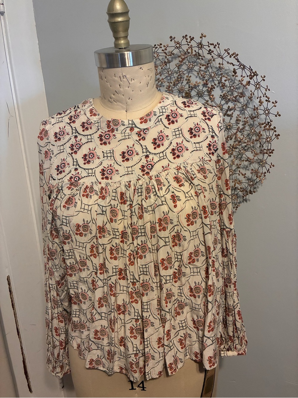 Women's Anthropologie Floreat Cream Floral Peasant Top sz 12